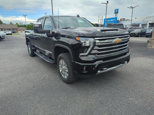 Black 2024 Chevrolet Silverado 2500 High Country