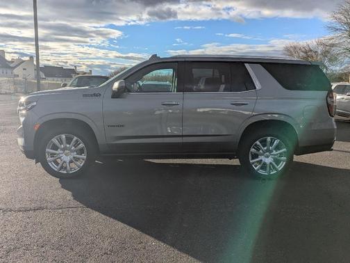 2024 Chevrolet Tahoe 4WD High Country