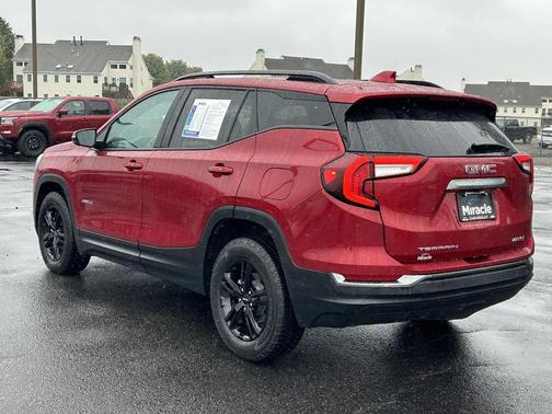 2023 GMC Terrain AWD AT4