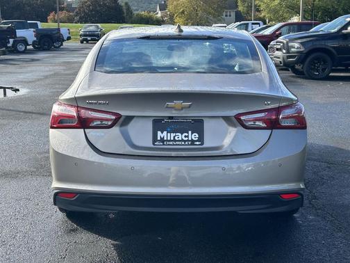 2024 Chevrolet Malibu FWD 2LT
