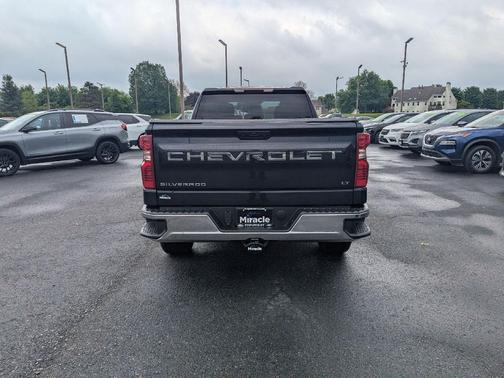 Dark Ash Metallic 2023 Chevrolet Silverado 1500 LT