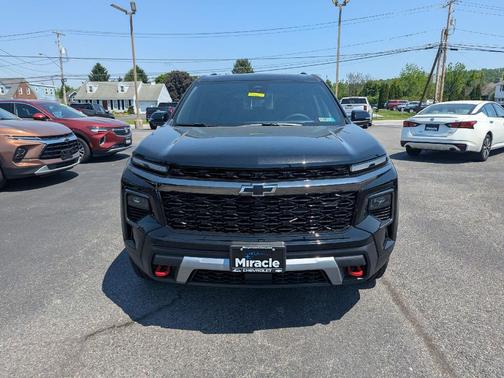 Mosaic Black Metallic 2026 Chevrolet Traverse AWD Z71