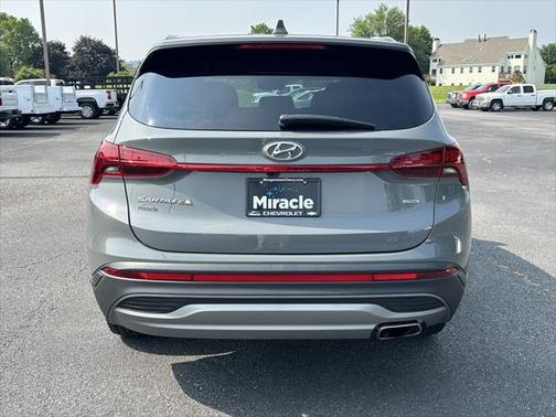2022 Hyundai SANTA FE SE