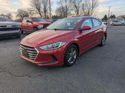 2018 Hyundai ELANTRA SEL