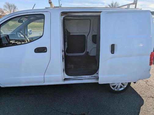 2017 Nissan NV200 SV