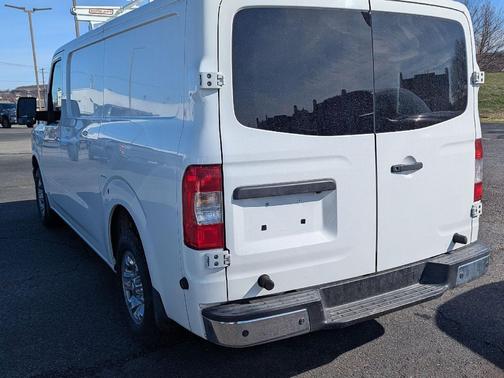 2017 Nissan NV Cargo NV2500 HD SL V6