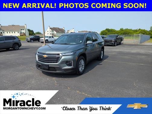2022 Chevrolet Traverse LT Cloth