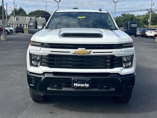 2025 Chevrolet Silverado 2500 Custom