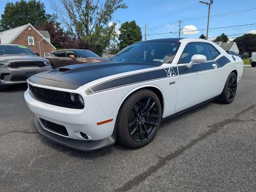 White Knuckle Clearcoat 2023 Dodge Challenger R/T Scat Pack