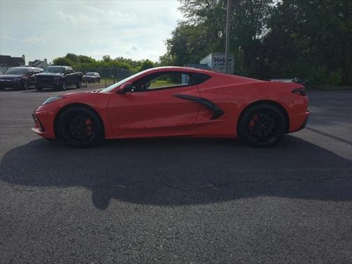 2025 Chevrolet Corvette Stingray w/2LT