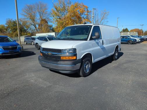 2024 Chevrolet Express 2500 RWD 2500 Regular Wheelbase WT