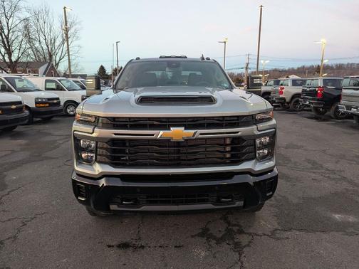 2026 Chevrolet Silverado 2500 Custom