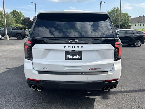 2025 Chevrolet Tahoe 4WD RST