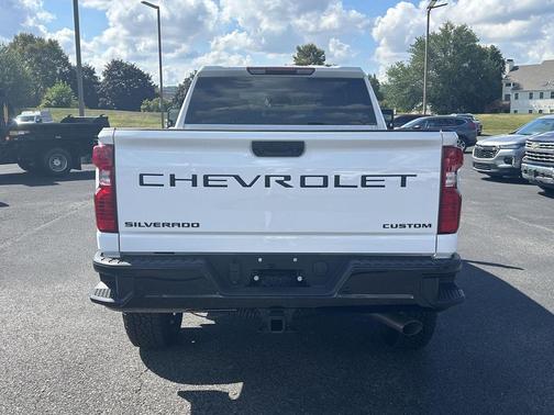 2025 Chevrolet Silverado 2500 Custom