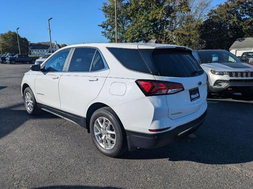 Summit White 2024 Chevrolet Equinox 1LT