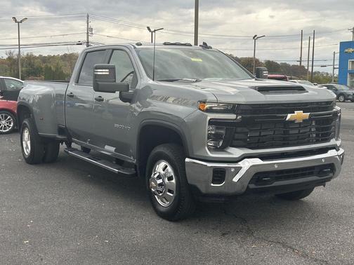 2026 Chevrolet Silverado 3500 WT