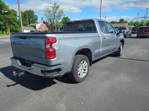 Sterling Gray Metallic 2023 Chevrolet Silverado 1500 LT