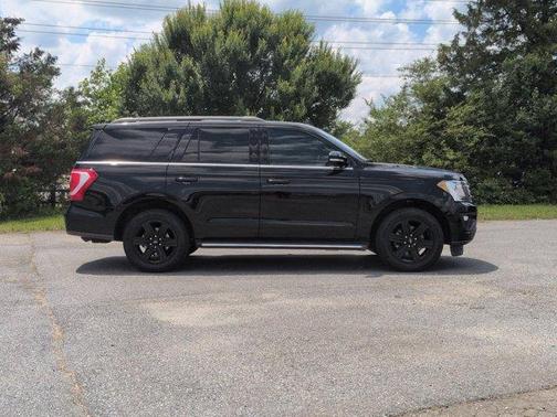 Black 2020 Ford Expedition XLT