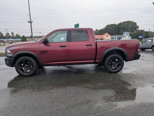 2024 RAM 1500 Classic SLT