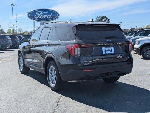Black Metallic 2026 Ford Explorer Active