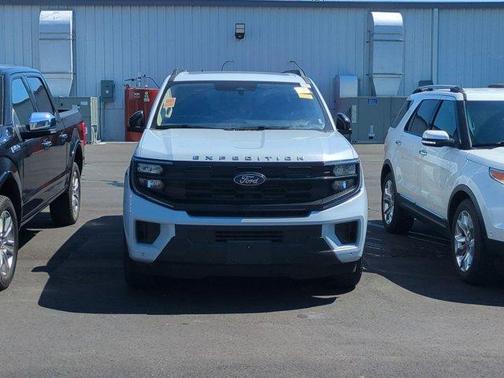 Silver Metallic 2025 Ford Expedition Max Active