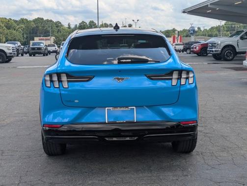 2022 Ford Mustang Mach-E PREMIUM