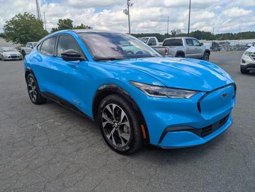 2022 Ford Mustang Mach-E PREMIUM