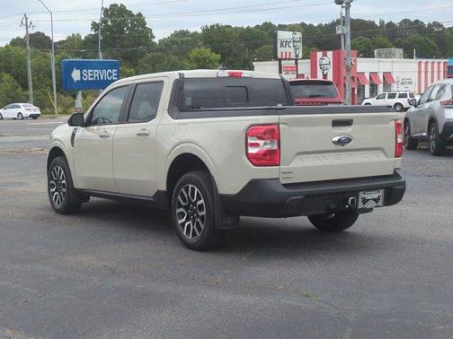 Terrain 2024 Ford Maverick Lariat