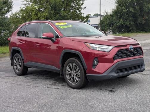 2024 Toyota RAV4 XLE PREMIUM