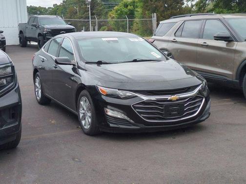 Mosaic Black Metallic 2024 Chevrolet Malibu LT