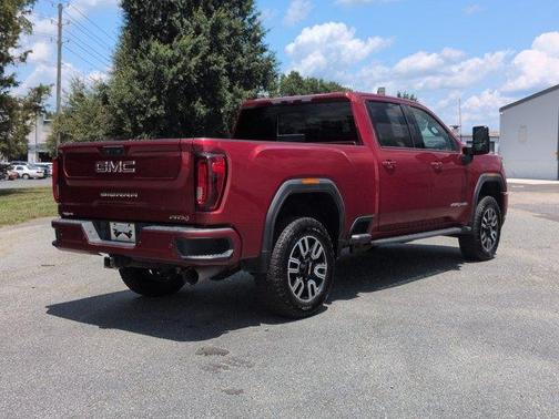 Cayenne Red Tintcoat 2022 GMC Sierra 2500 AT4