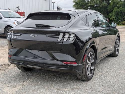 2021 Ford Mustang Mach-E PREMIUM