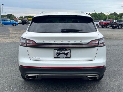 White 2021 Lincoln Nautilus Standard
