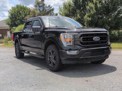 Black Metallic 2022 Ford F-150 XLT