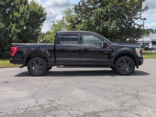Black Metallic 2022 Ford F-150 XLT