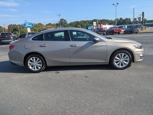 2024 Chevrolet Malibu LT W/1LT