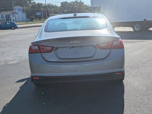 2024 Chevrolet Malibu LT W/1LT