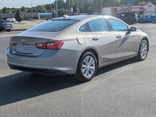 2024 Chevrolet Malibu LT W/1LT
