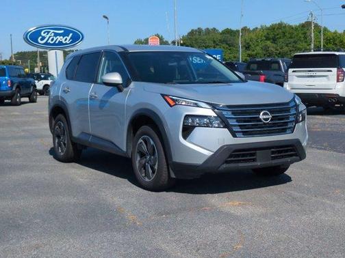Brilliant Silver Metallic 2024 Nissan Rogue SV