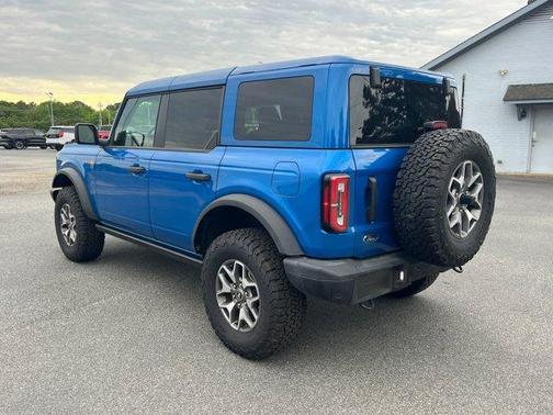 Blue Metallic 2025 Ford Bronco Badlands