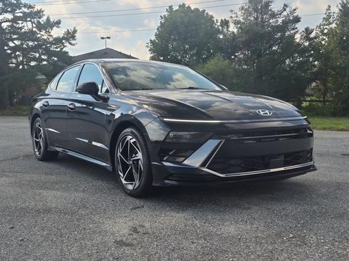Black 2026 Hyundai SONATA SEL SPORT
