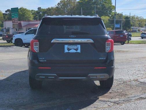 Black Metallic 2022 Ford Explorer XLT