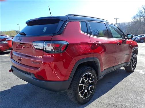 2025 Jeep Compass Trailhawk