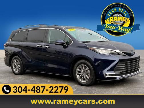 2023 Toyota Sienna XLE 7 Passenger