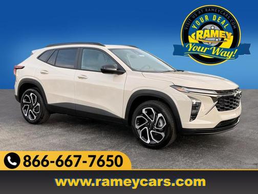 White Sands 2026 Chevrolet Trax FWD 2RS SUV