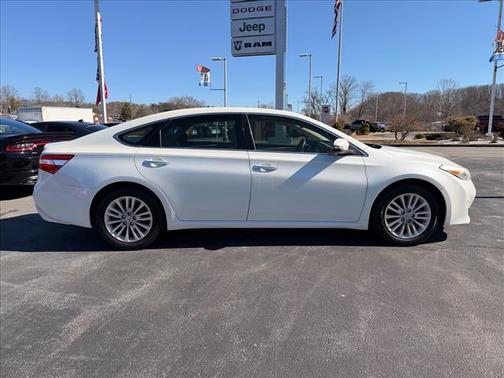 2014 Toyota Avalon Hybrid XLE Touring