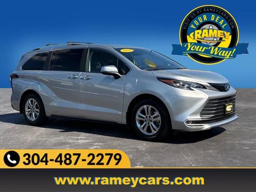 2024 Toyota Sienna Platinum 7 Passenger