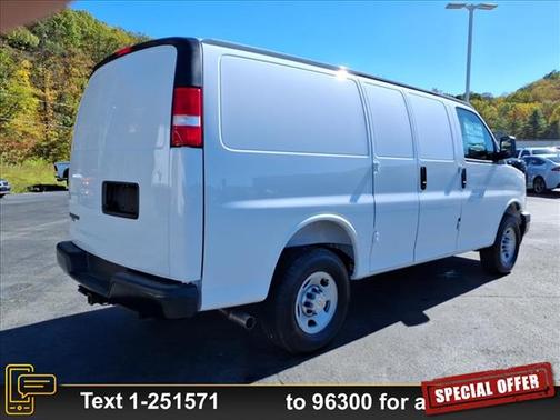2025 Chevrolet Express 2500 RWD 2500 Regular Wheelbase WT