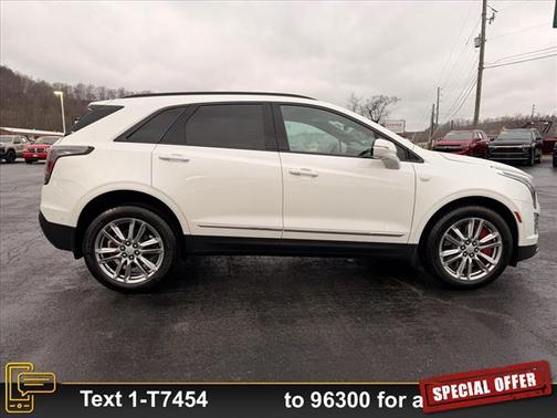 2023 Cadillac XT5 Sport