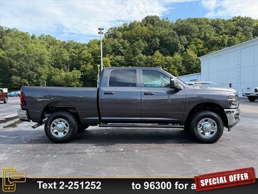 2025 RAM 2500 Tradesman Crew Cab 4x4 6'4' Box